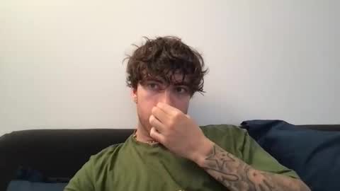 icyninesix online show from December 18, 2025, 9:26 am