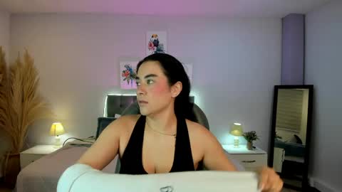 Snapshot of icysweetcam chatting on April 23, 2026, 10:47 am Icy online show from April 23, 2026, 10:47 am