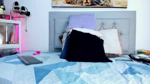 Snapshot of idaly_lovepussy chatting on January 21, 2025, 10:30 pm idaly    online show from January 21, 2025, 10:30 pm