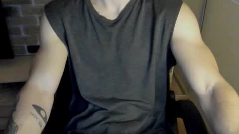 yo online show from November 20, 2025, 7:24 pm