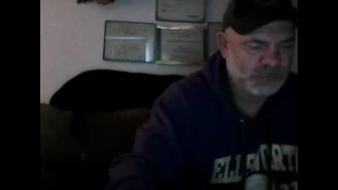 Snapshot of idkwhyidothis348732 chatting on February 16, 2025, 3:05 pm idkwhyidothis348732 online show from February 16, 2025, 3:05 pm