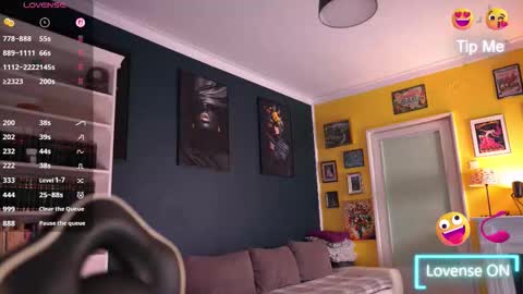 Little Flower online show from October 25, 2025, 4:13 pm