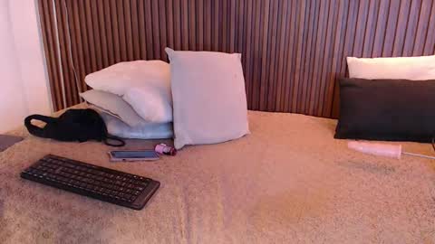 ifis online show from March 18, 2026, 9:51 pm