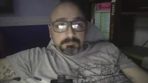 igorargen4 online show from October 27, 2025, 12:04 am