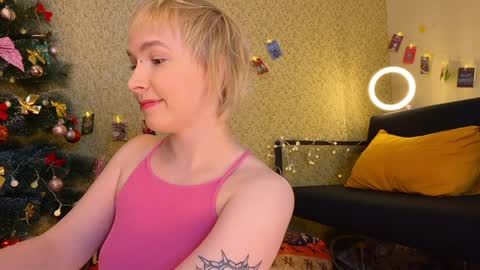 Emmy  help me reach 100 thumbs up online show from January 27, 2025, 6:20 pm