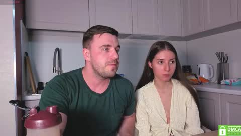 Julia and Mira online show from September 9, 2025, 6:40 pm