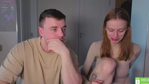 Julia and Mira online show from March 18, 2026, 8:17 am