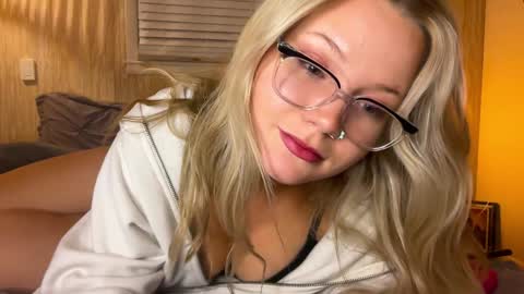 cassie online show from January 8, 2025, 4:02 am
