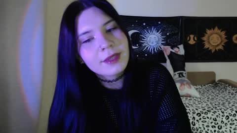 Vella online show from April 15, 2026, 11:28 am