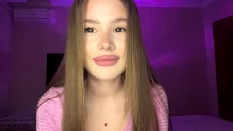 Asya online show from October 18, 2025, 8:20 pm