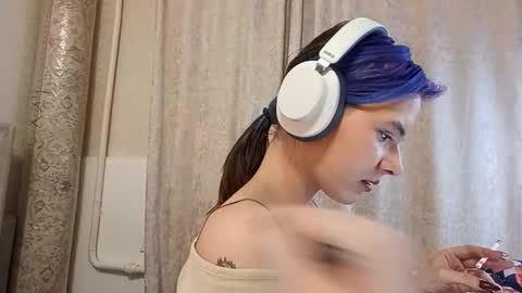 Snapshot of ilianabilly chatting on February 20, 2026, 4:18 pm Aurora online show from February 20, 2026, 4:18 pm