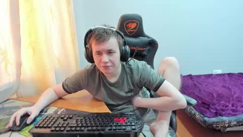 iliaskris online show from December 19, 2025, 7:48 am