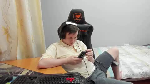 Snapshot of iliaskrislove chatting on February 9, 2026, 1:04 pm iliaskris online show from February 9, 2026, 1:04 pm