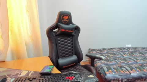 Snapshot of iliaskrislove chatting on February 24, 2026, 5:16 am iliaskris online show from February 24, 2026, 5:16 am