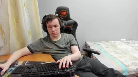 Snapshot of iliaskrislove chatting on March 8, 2026, 12:30 am iliaskris online show from March 8, 2026, 12:30 am