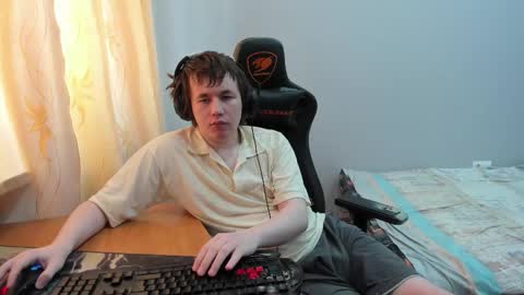 Snapshot of iliaskrislove chatting on March 13, 2026, 8:32 am iliaskris online show from March 13, 2026, 8:32 am