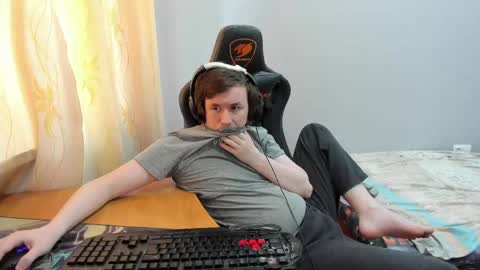 Snapshot of iliaskrislove chatting on March 23, 2026, 12:53 pm iliaskris online show from March 23, 2026, 12:53 pm