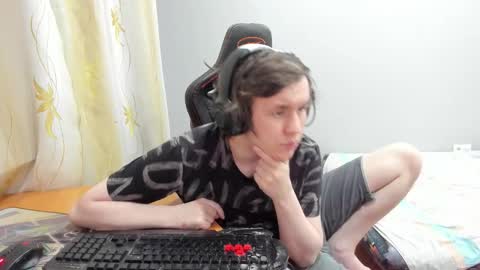 Snapshot of iliaskrislove chatting on March 24, 2026, 4:12 pm iliaskris online show from March 24, 2026, 4:12 pm