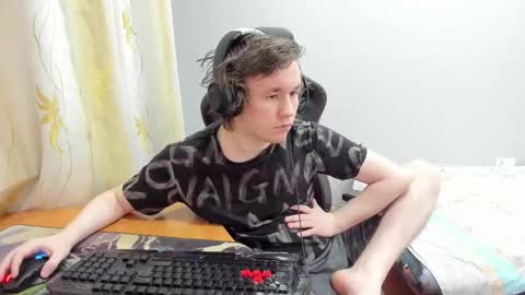 Snapshot of iliaskrislove chatting on March 25, 2026, 8:15 pm iliaskris online show from March 25, 2026, 8:15 pm