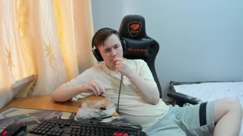 iliaskris online show from May 11, 2026, 2:45 pm