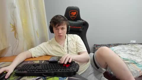 iliaskris online show from July 11, 2026, 8:33 pm