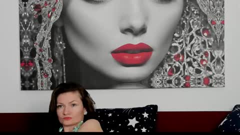Snapshot of illegalbeauty87 chatting on May 29, 2026, 1:14 am Ingrid or more easier...Miss GoDDess Mistress online show from May 29, 2026, 1:14 am