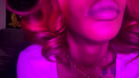 Snapshot of illoqu3nt chatting on January 16, 2025, 9:08 pm Dre online show from January 16, 2025, 9:08 pm