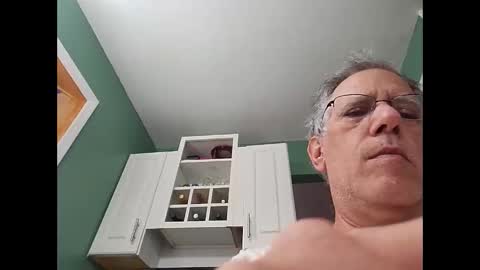 illshowmine1 online show from October 28, 2025, 4:53 pm