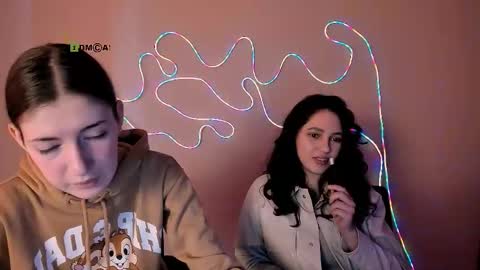 Snapshot of ilona_beauty chatting on October 22, 2025, 10:59 am Youre Ilona online show from October 22, 2025, 10:59 am