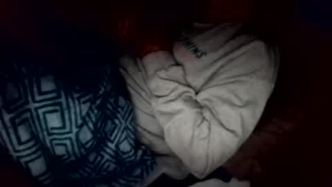 iloveitall86 online show from January 21, 2025, 8:30 am