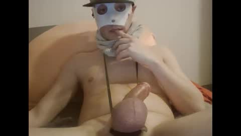 iluvhottenns online show from December 22, 2024, 8:05 am