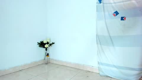 im_brittany_333 online show from November 1, 2025, 4:42 pm