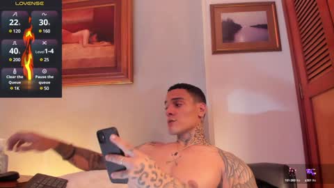 Snapshot of im_dominike chatting on January 17, 2025, 2:18 am im_dominike online show from January 17, 2025, 2:18 am