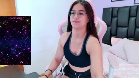 Eliza online show from February 7, 2025, 5:29 pm