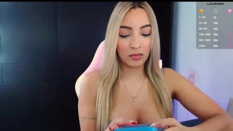 Grecia online show from October 3, 2025, 6:49 pm