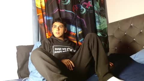 im_juanda online show from November 5, 2025, 8:31 pm