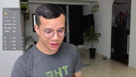 Snapshot of im_marco chatting on February 14, 2026, 4:20 am Marco online show from February 14, 2026, 4:20 am