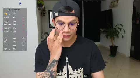 Snapshot of im_marco chatting on February 23, 2026, 4:21 am Marco online show from February 23, 2026, 4:21 am