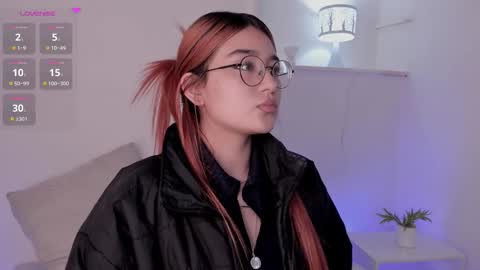 Snapshot of im_mave chatting on February 24, 2025, 1:21 pm Mave online show from February 24, 2025, 1:21 pm