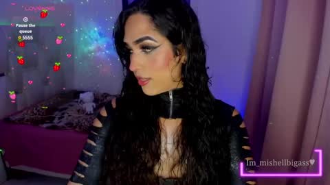 Mishell Martinez    INSTAGRAM im mishellbigass online show from December 23, 2024, 6:00 am