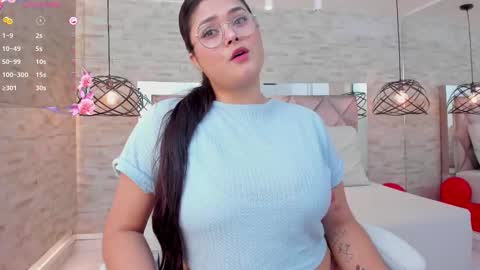 im mou  online show from February 19, 2025, 12:44 pm