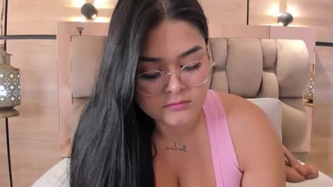 im mou  online show from January 17, 2026, 12:54 pm