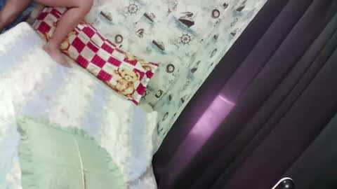 Snapshot of im_ur_sidechic8 chatting on March 12, 2025, 10:50 pm zhy online show from March 12, 2025, 10:50 pm