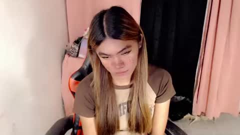 im_yourfairyannaxx online show from April 7, 2026, 6:36 am