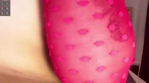 Snapshot of im_yours_01 chatting on March 3, 2025, 9:44 am daniella online show from March 3, 2025, 9:44 am