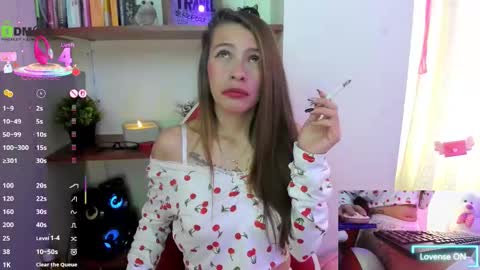 Lisa Hyga online show from October 21, 2025, 4:51 pm