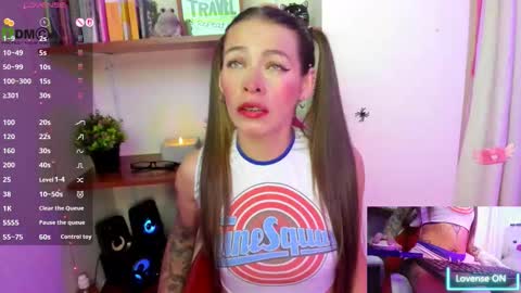 Lisa Hyga online show from October 30, 2025, 10:32 pm