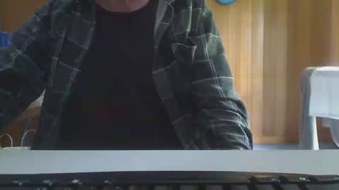 Snapshot of imaussiechris chatting on April 10, 2026, 4:06 am Aussie Guy online show from April 10, 2026, 4:06 am