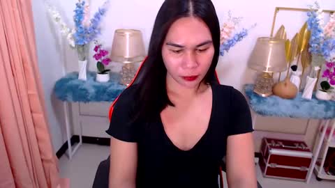 Ashley online show from February 16, 2025, 3:16 pm