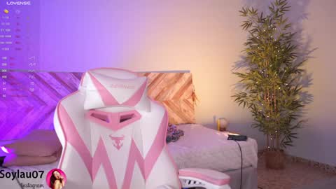 imjess_ online show from February 24, 2025, 7:22 am